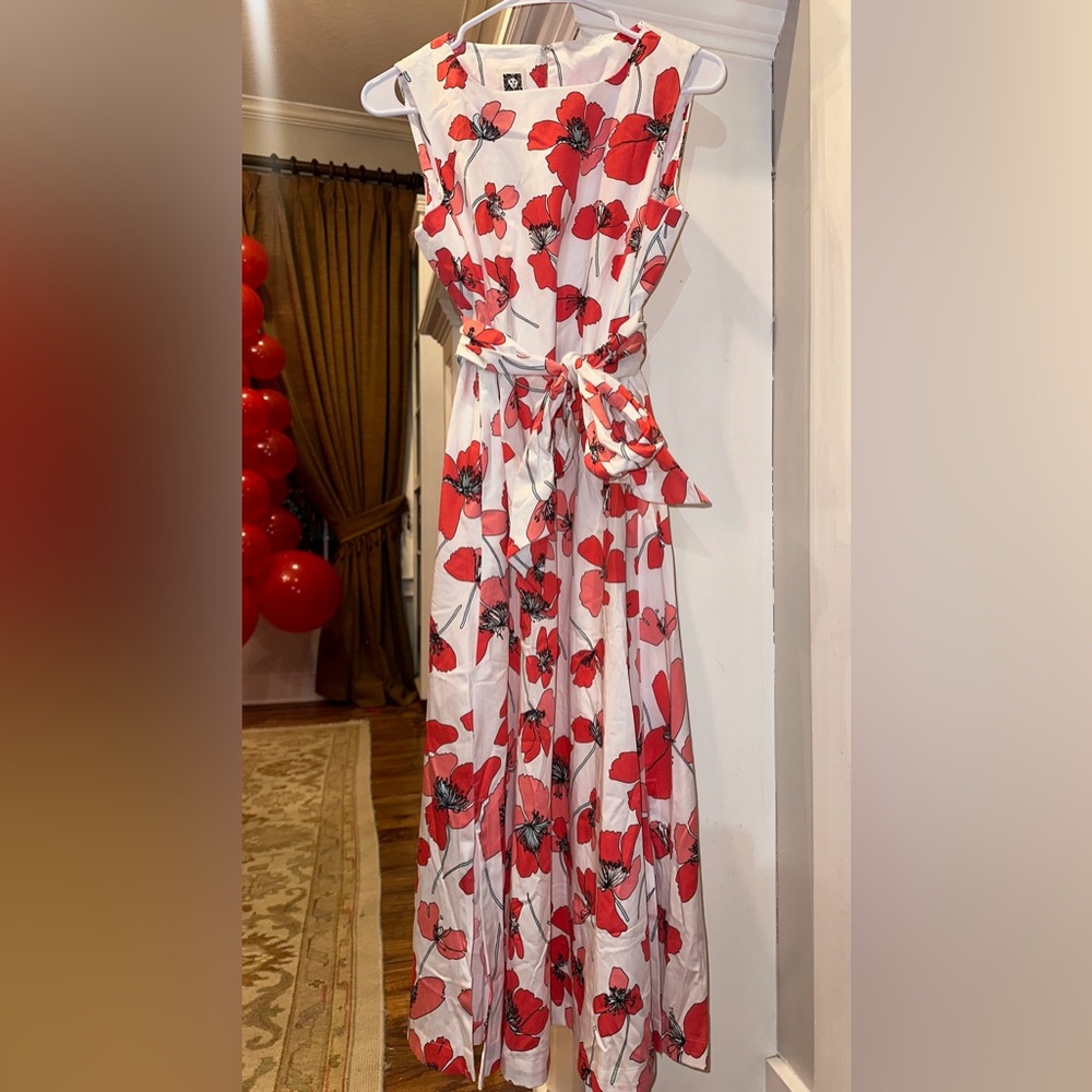Anne Klein Petite Floral-print Midi Dress in Bright White/ Red Pear combo